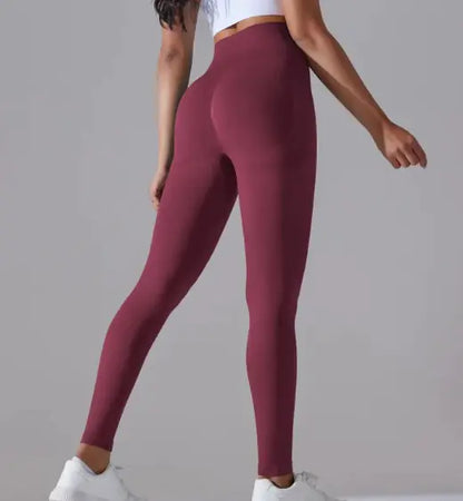 Knighted High-Waist Yoga Leggings