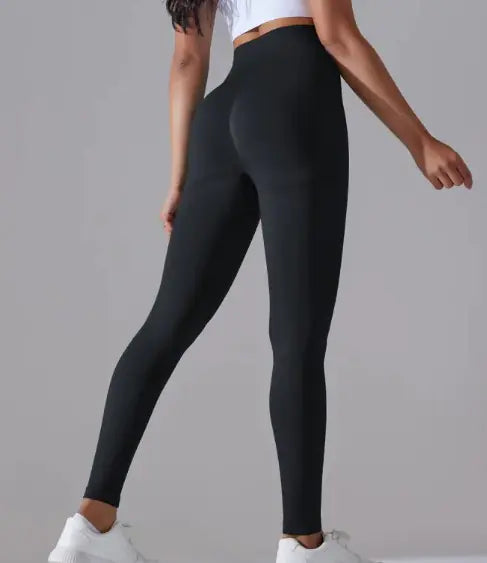 Knighted High-Waist Yoga Leggings