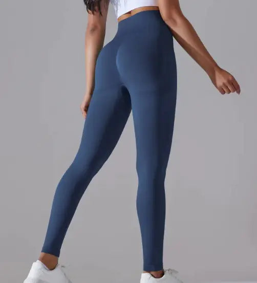 Knighted High-Waist Yoga Leggings